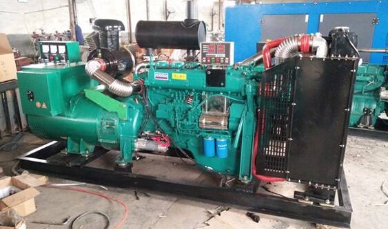 沈阳潍柴二手发电机大型柴油发电机组